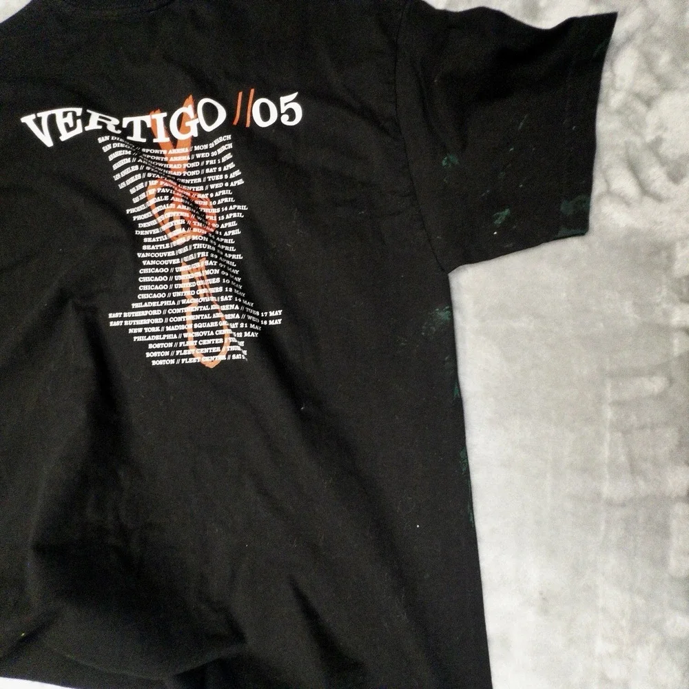 Vintage 2005 U2 Vertigo Tour Black T-Shirt Mens Large Made In USA Distressed